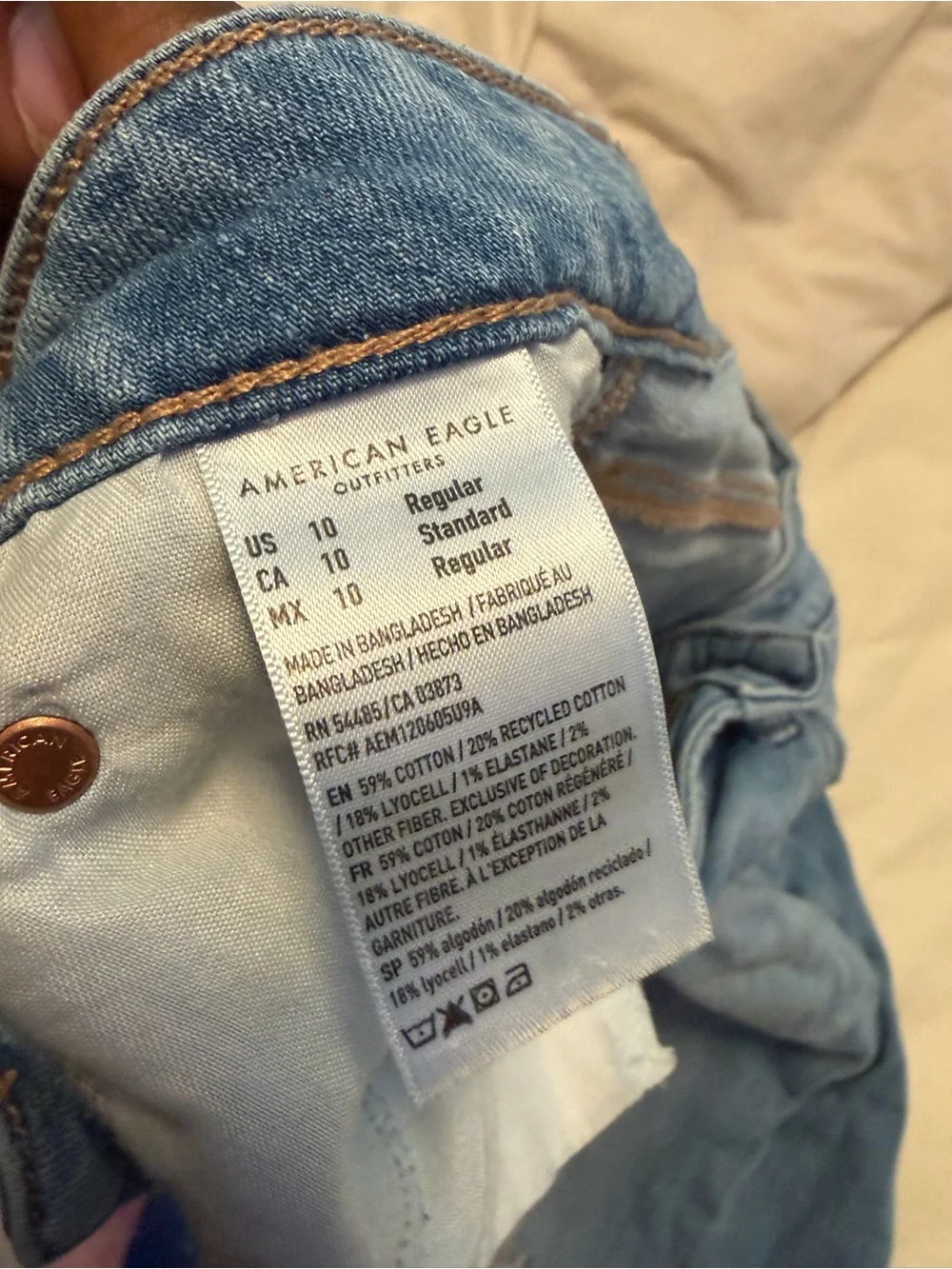 American Eagle Outfitters Light Blue Distressed Boyfriend Jeans